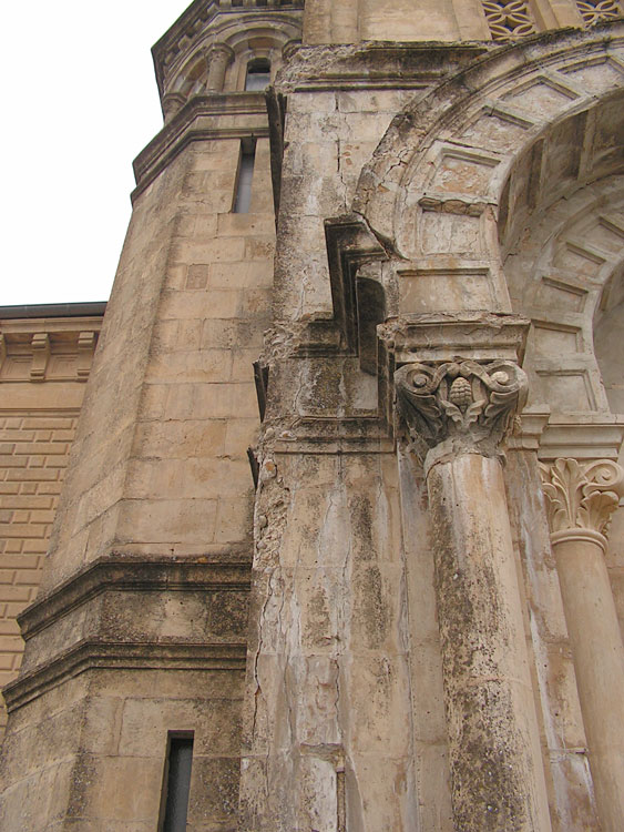 Cliquer pour fermer la fentre -  Renovation Patrimoine Eglise Montmiral